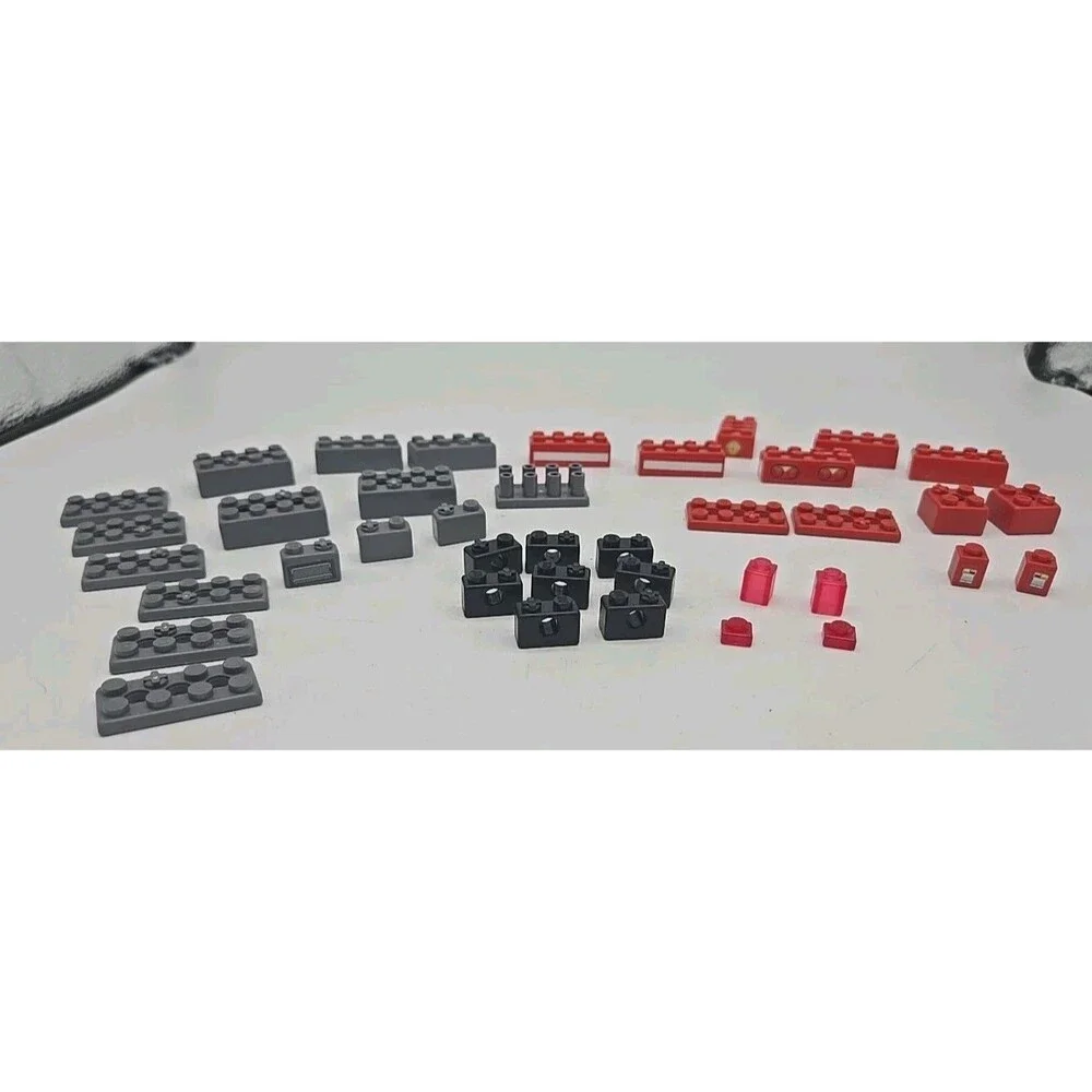 K'nex 39 Replacement Assorted Pieces Red Black Gray Bricks Miscellaneous Parts
